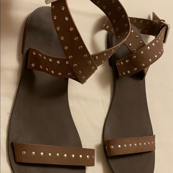 Forever 21 - Picture 3 of 3